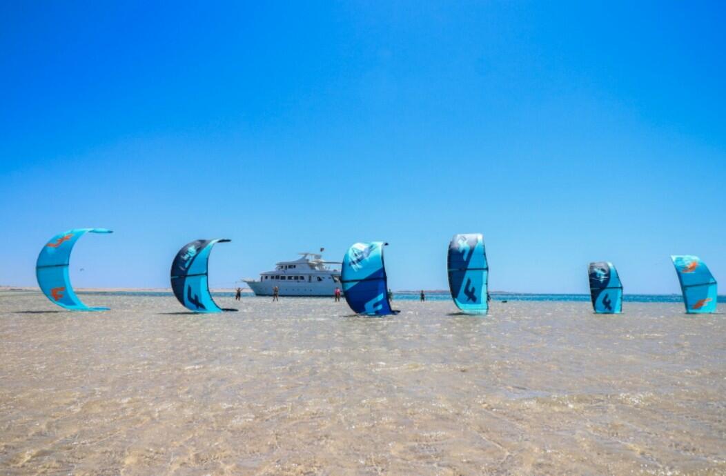 DECATHLON TRAVEL picture