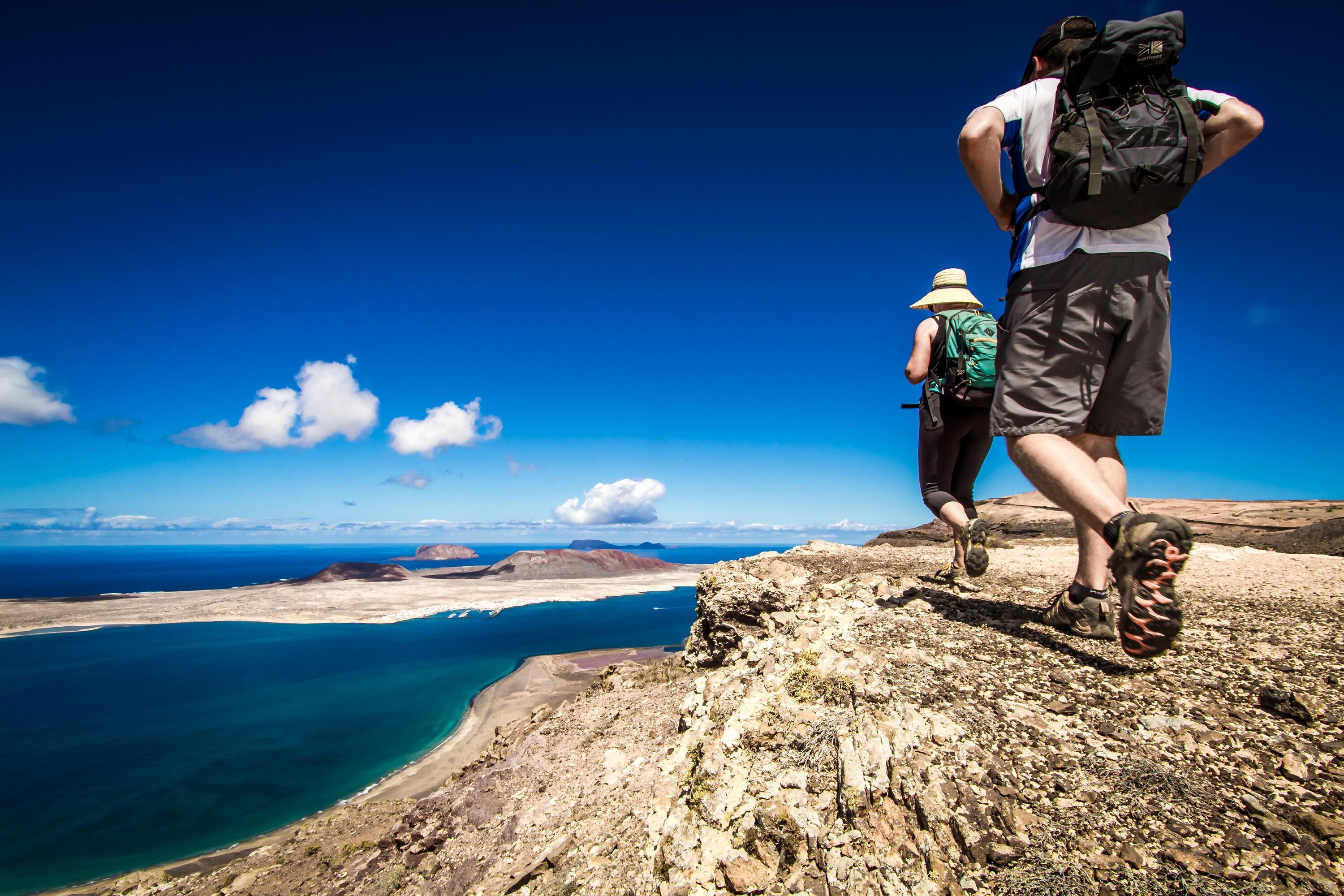 DECATHLON TRAVEL picture