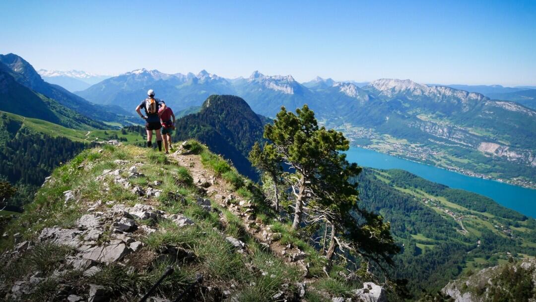DECATHLON TRAVEL picture