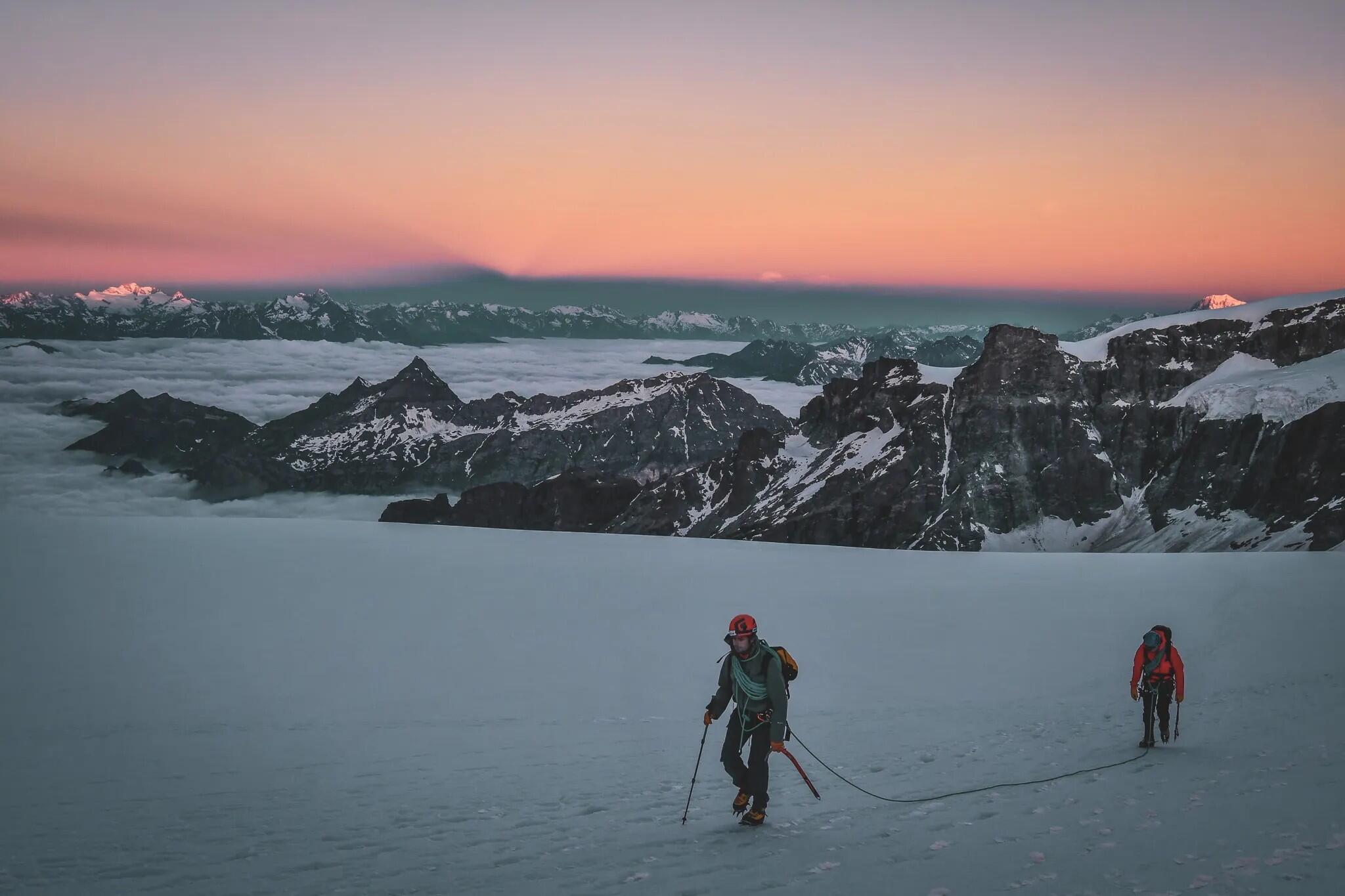Mont Rose en alpinisme : immersion sur les hauts sommets 1/1