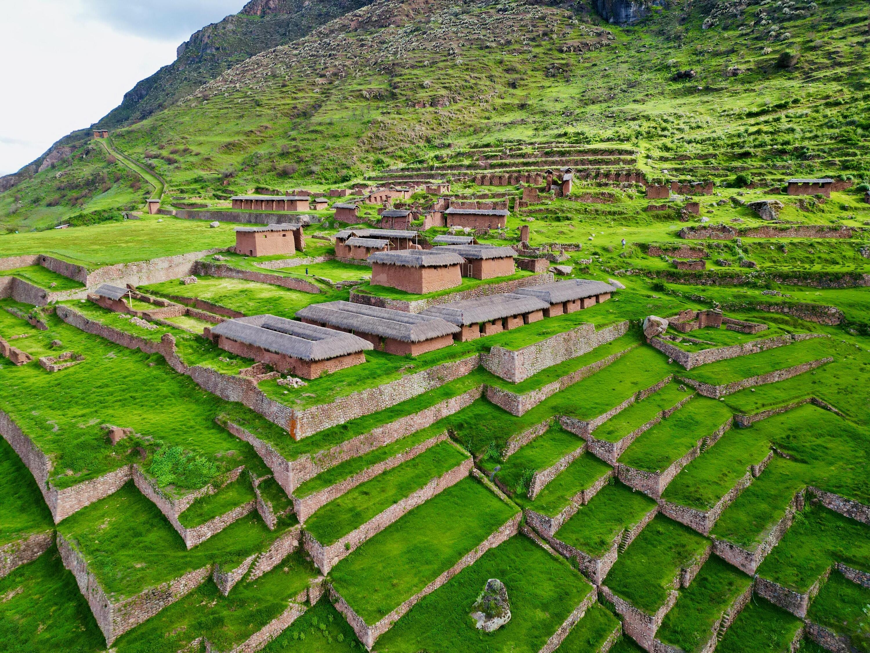 DECATHLON TRAVEL picture