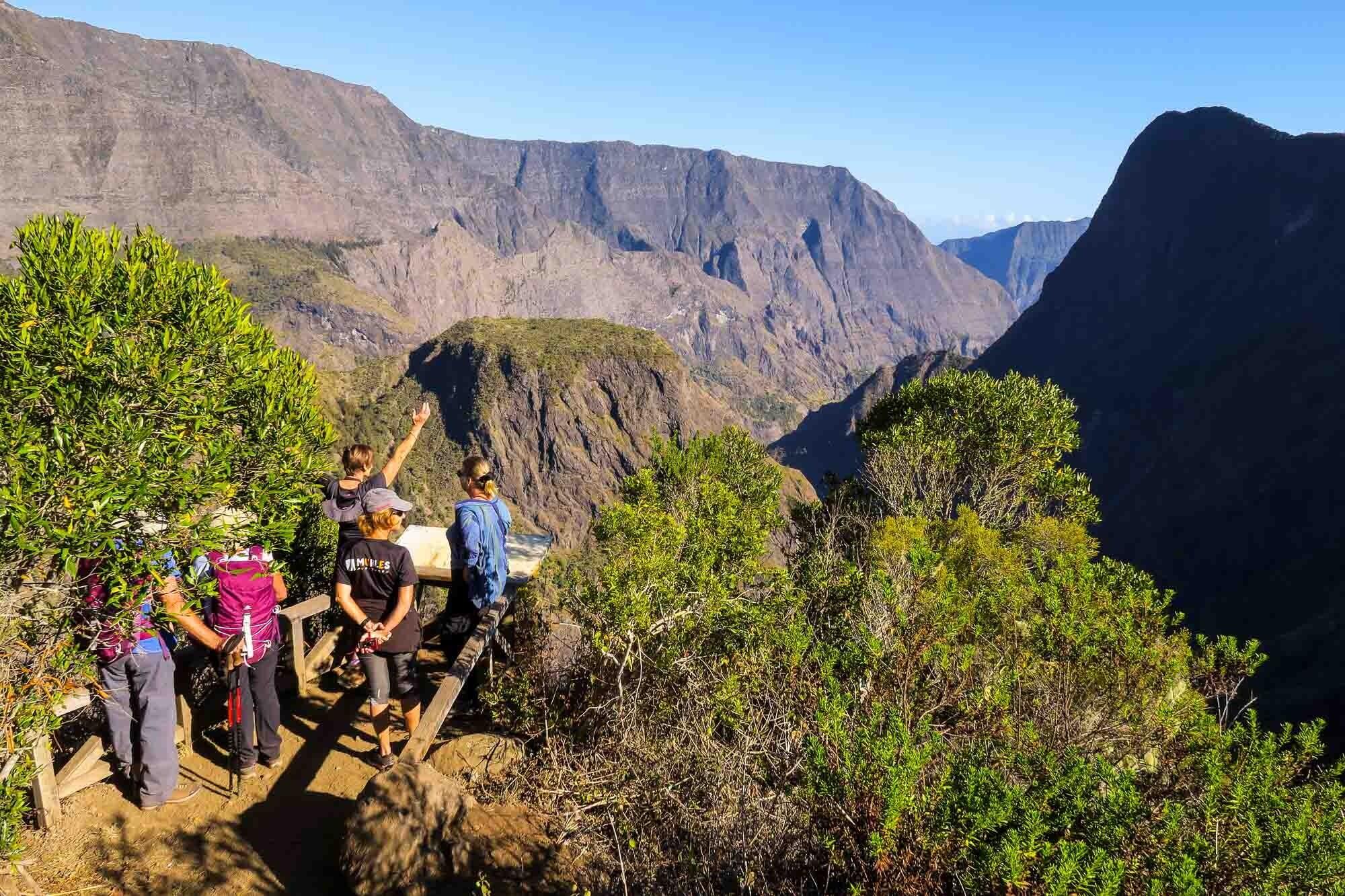 DECATHLON TRAVEL picture