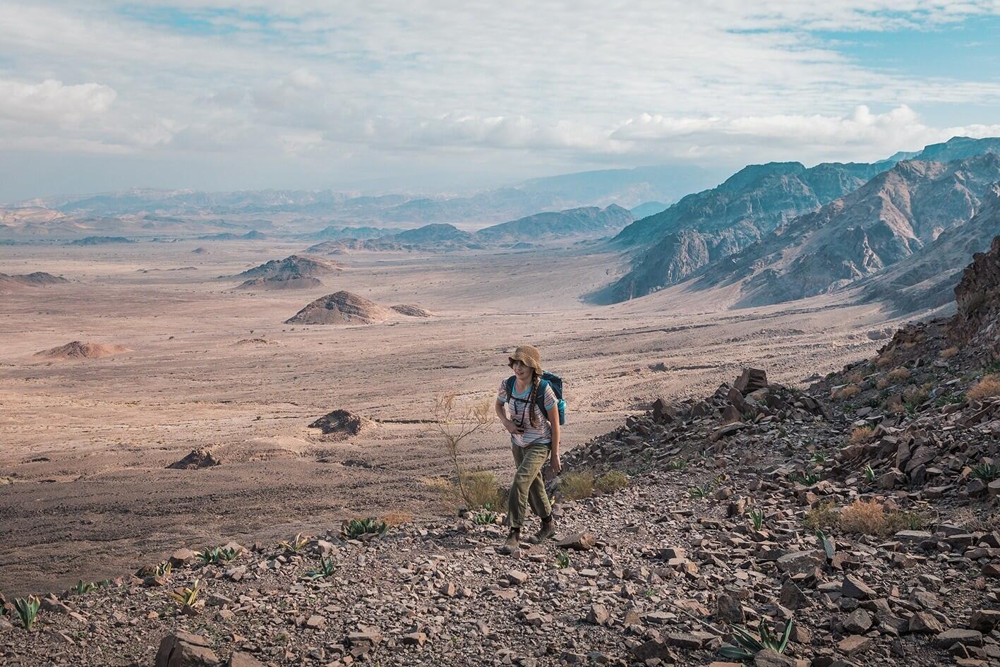 DECATHLON TRAVEL picture