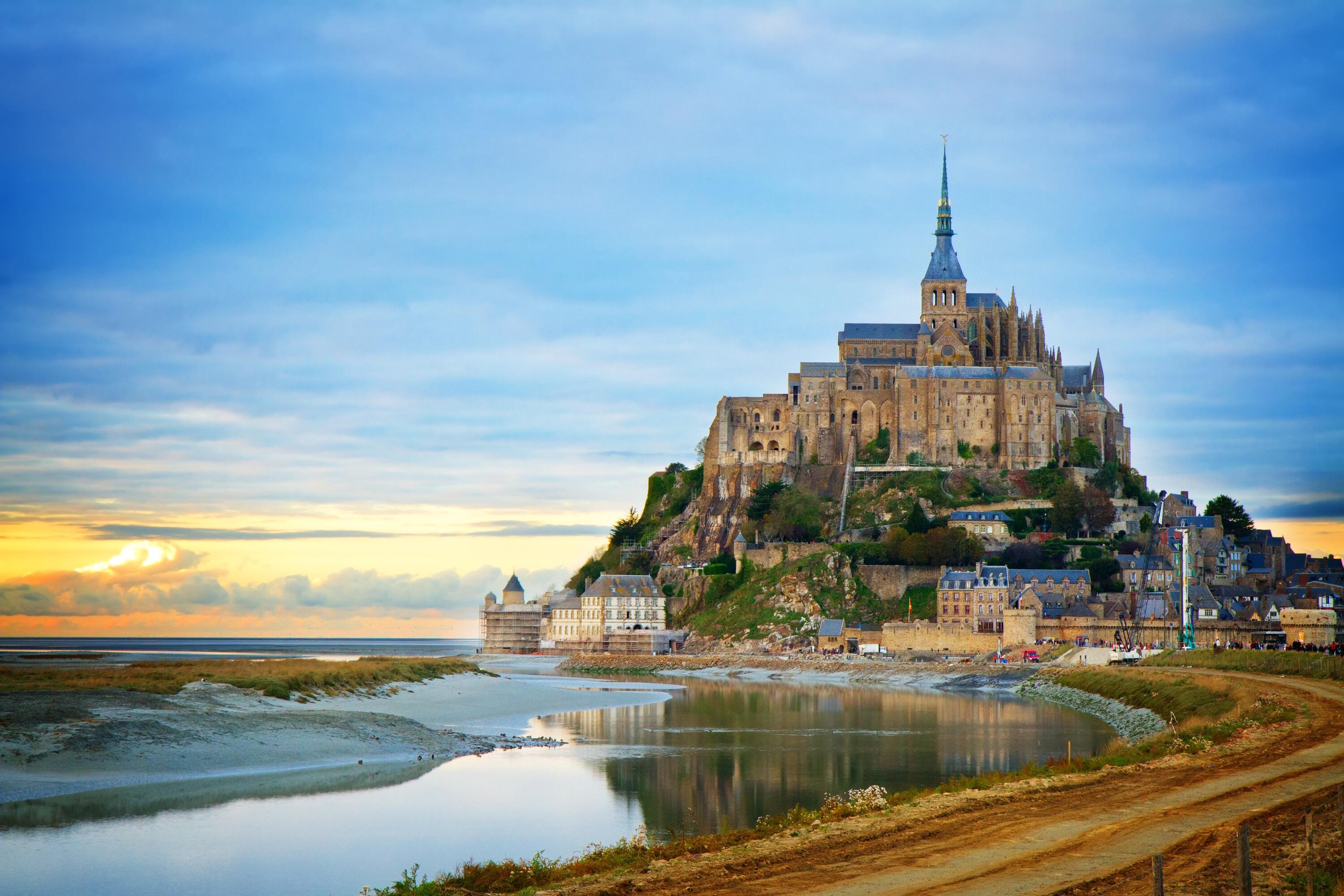 DECATHLON TRAVEL picture
