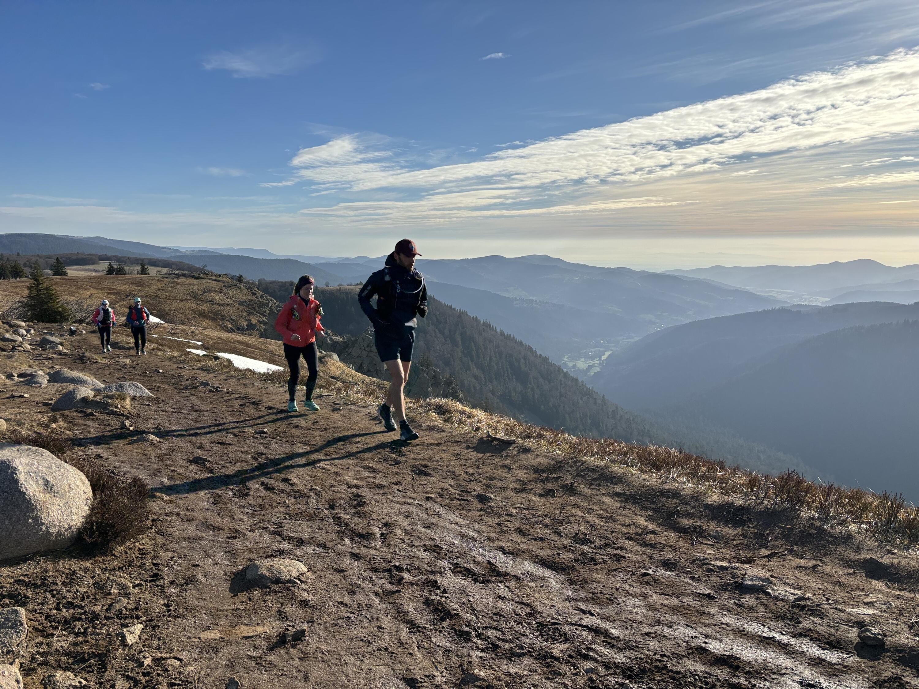 DECATHLON TRAVEL picture
