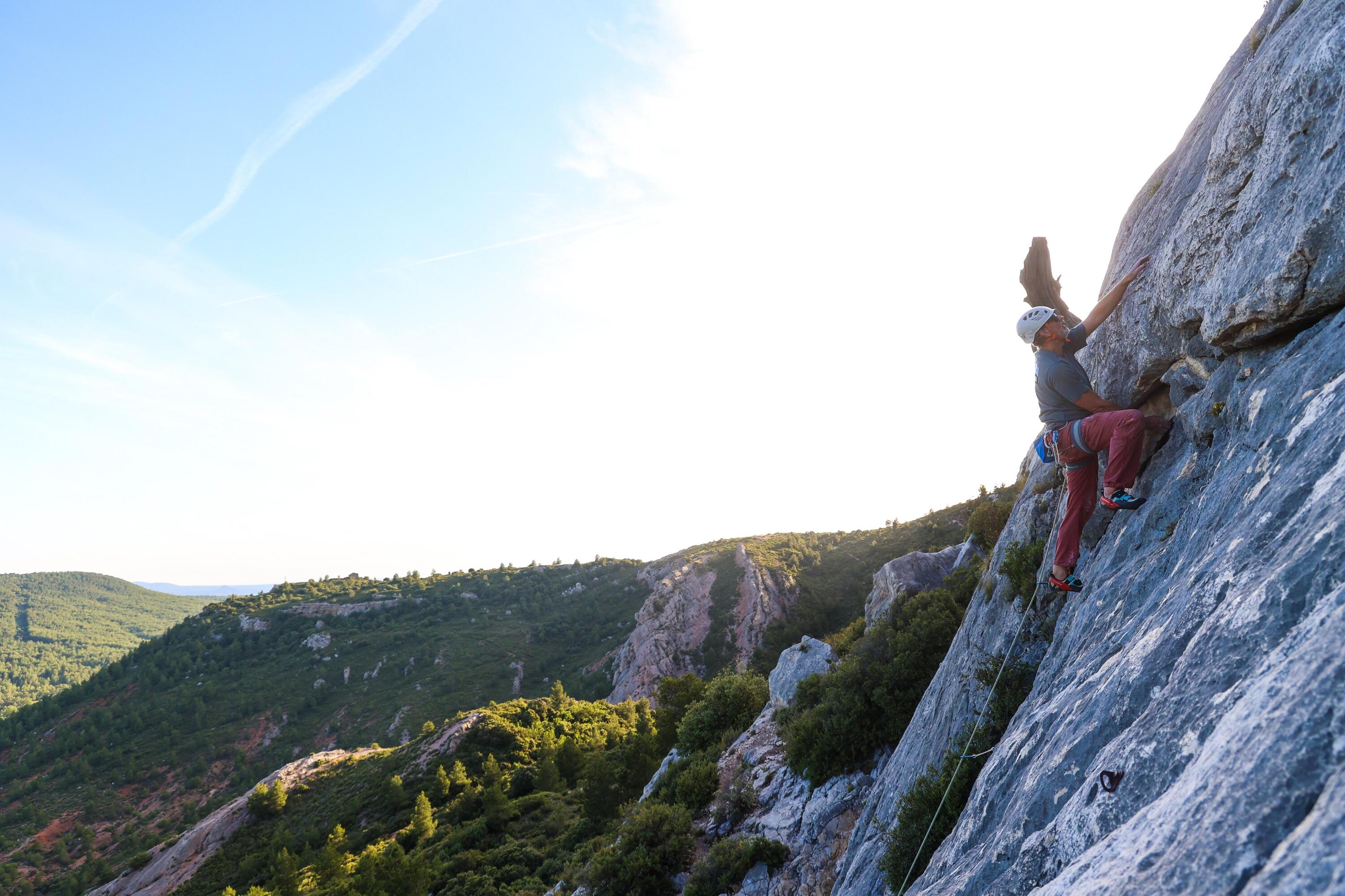 DECATHLON TRAVEL picture