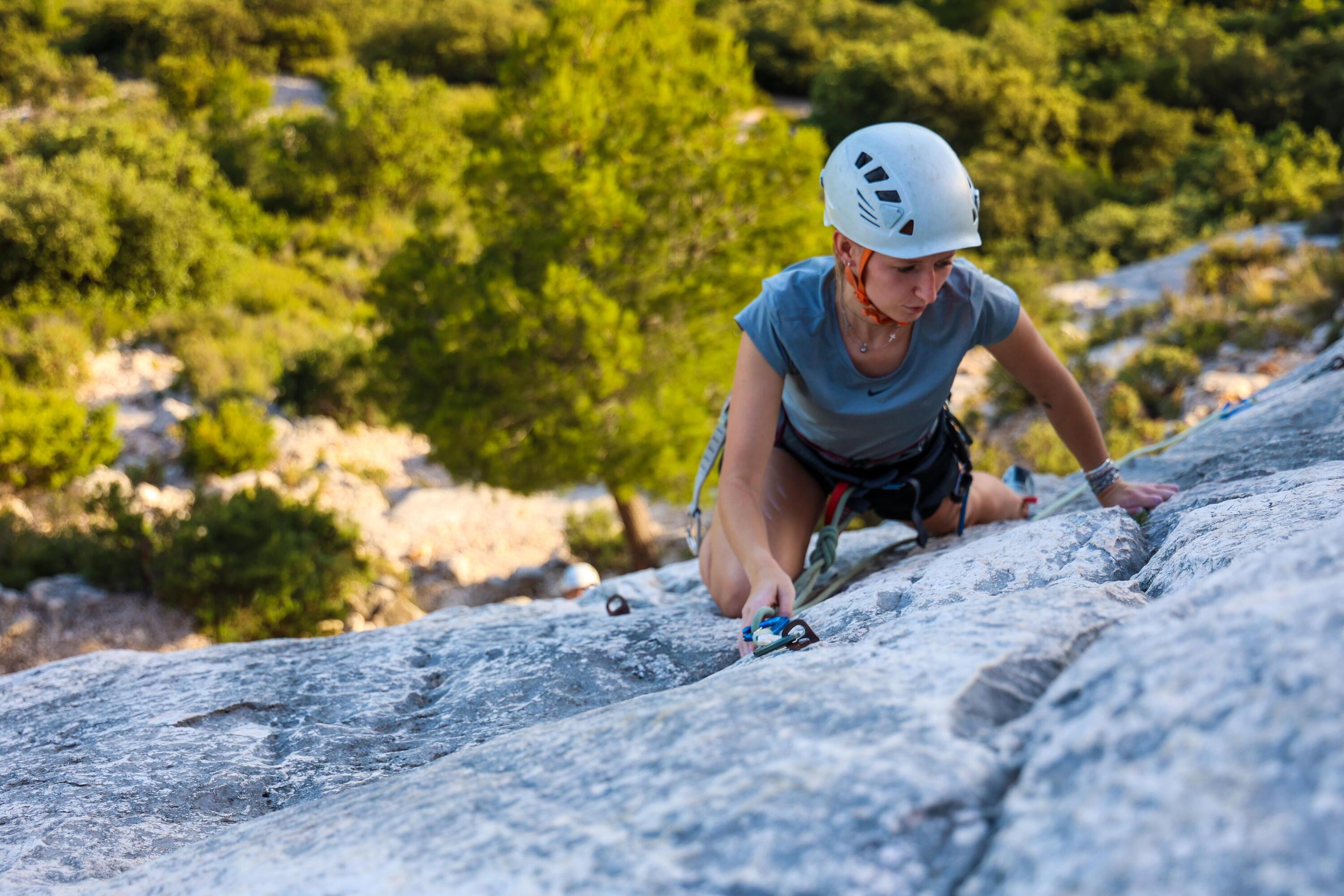 DECATHLON TRAVEL picture