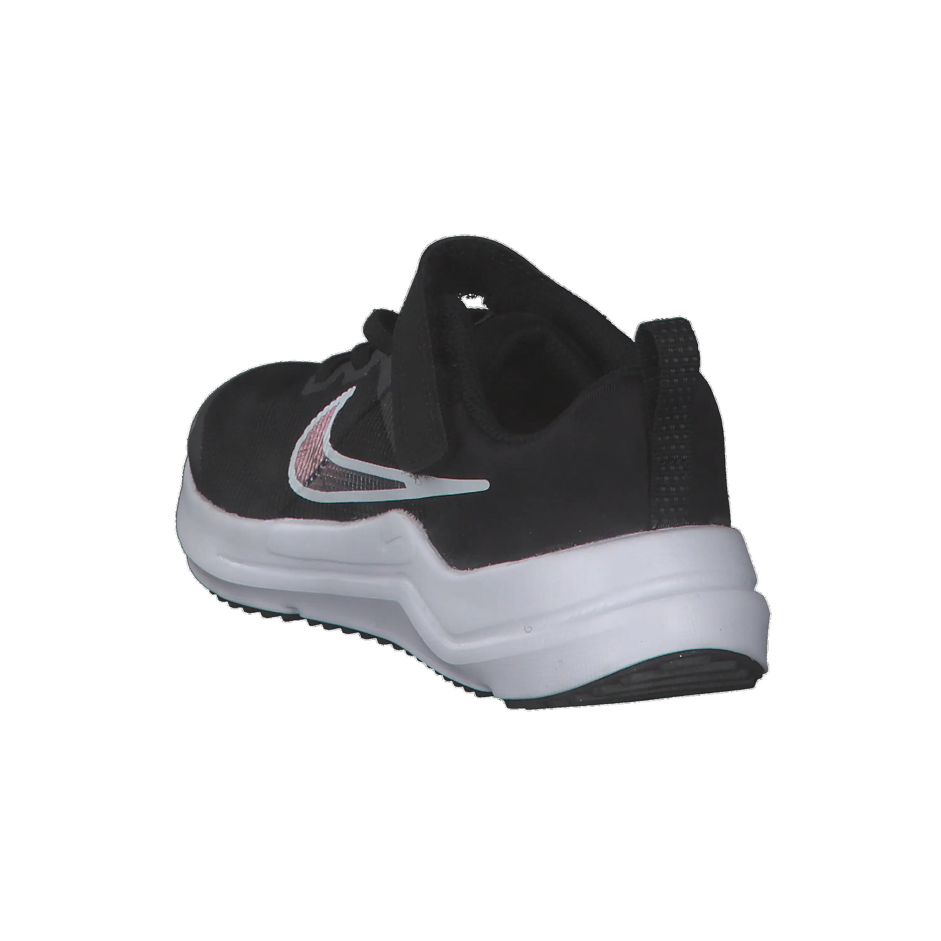 Scarpe Da Ginnastica Nike Modello Downshifter 12 Colore Nero 4/7