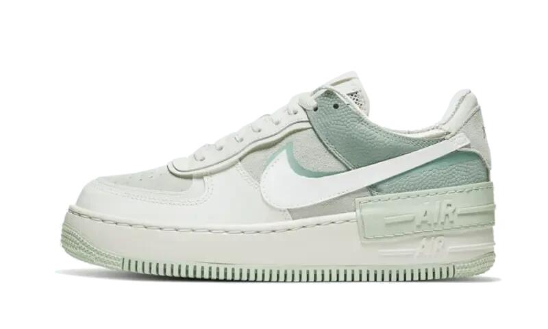 NIKE picture