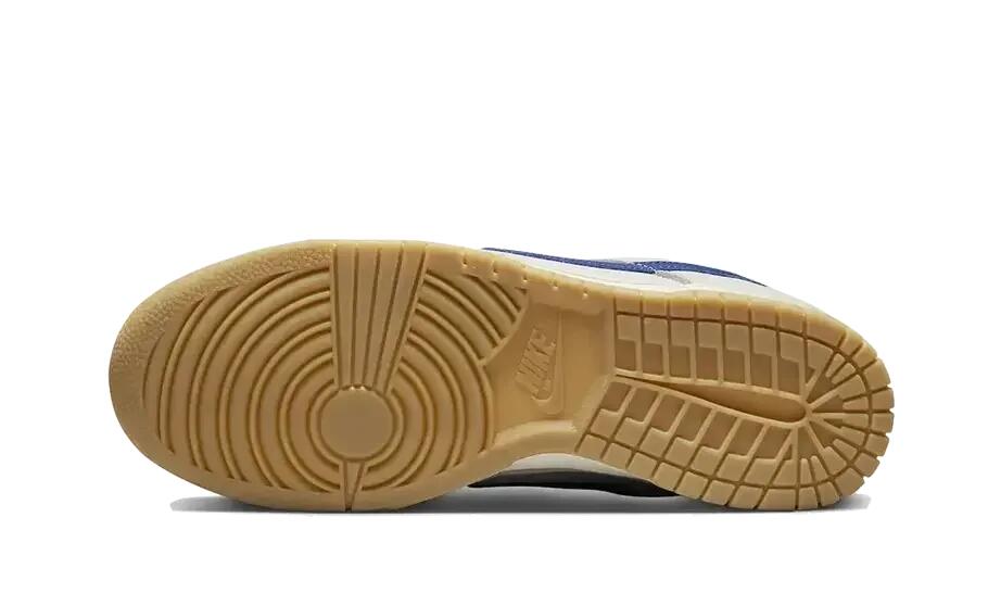 Nike Dunk Low SE Sail Dark Marina Blue 3/3