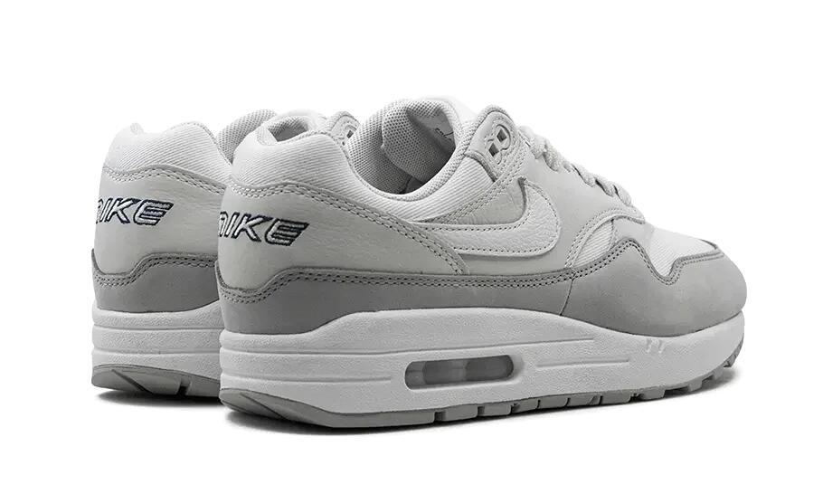 Nike Air Max 1 '87 LX Light Smoke Grey 3/4