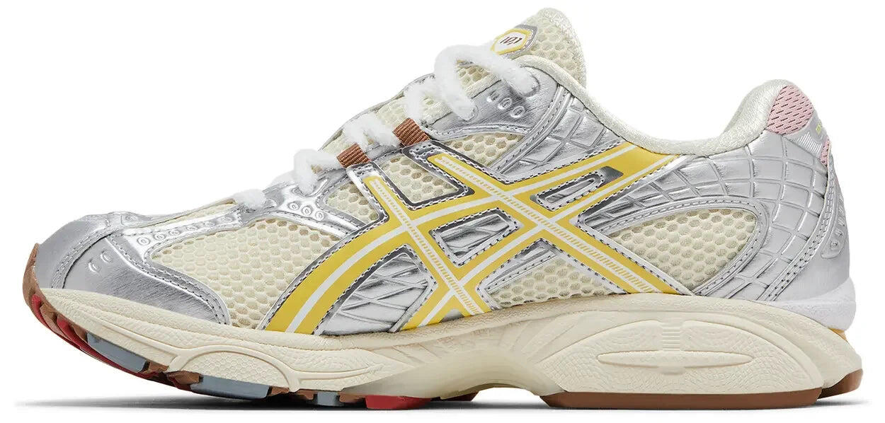 ASICS Gel-Nimbus 10.1 Vandy The Pink x atmos Banana Split Banana 2/5