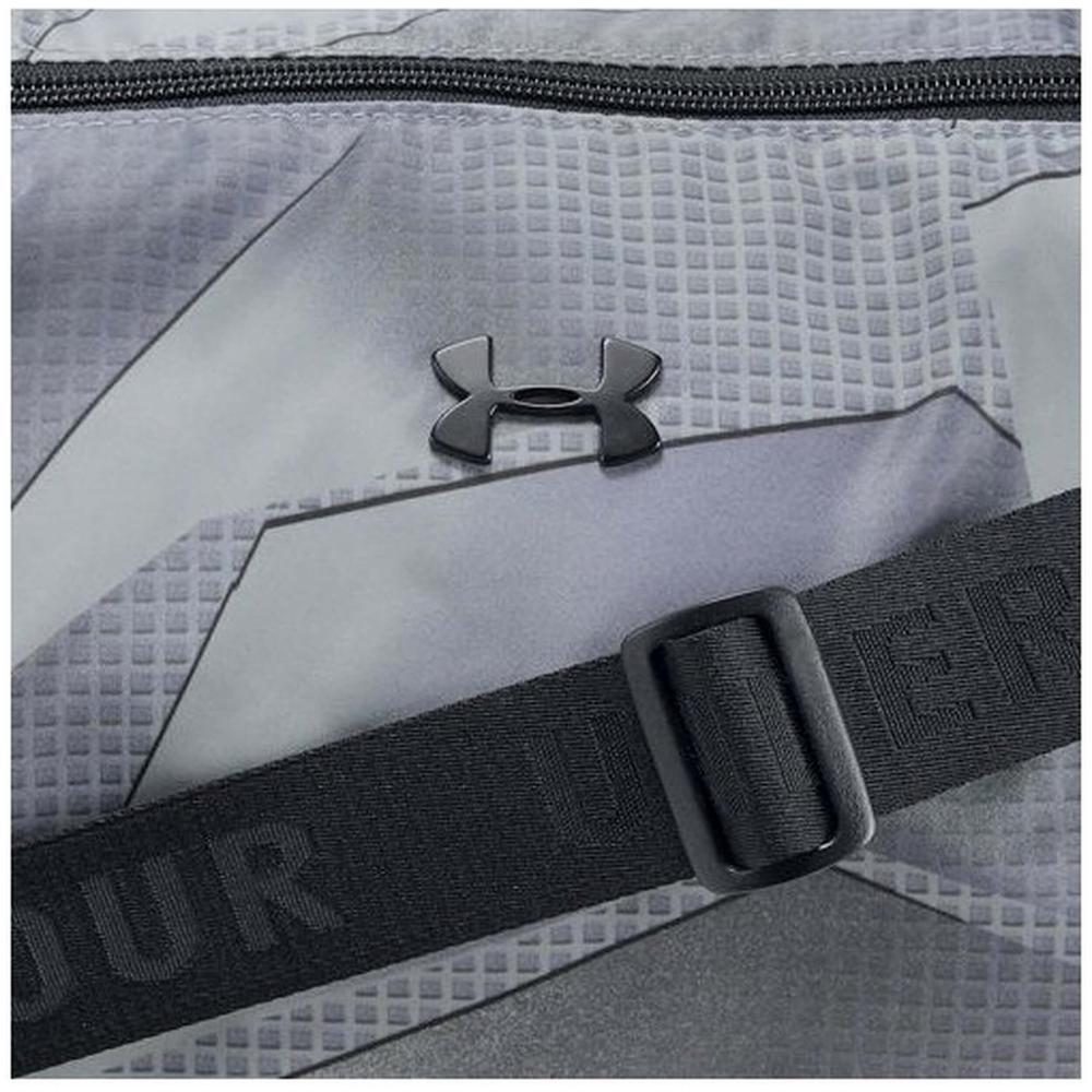 Bolso para unisex Under armour Favorite duffel 2.0 en color gris 4/5