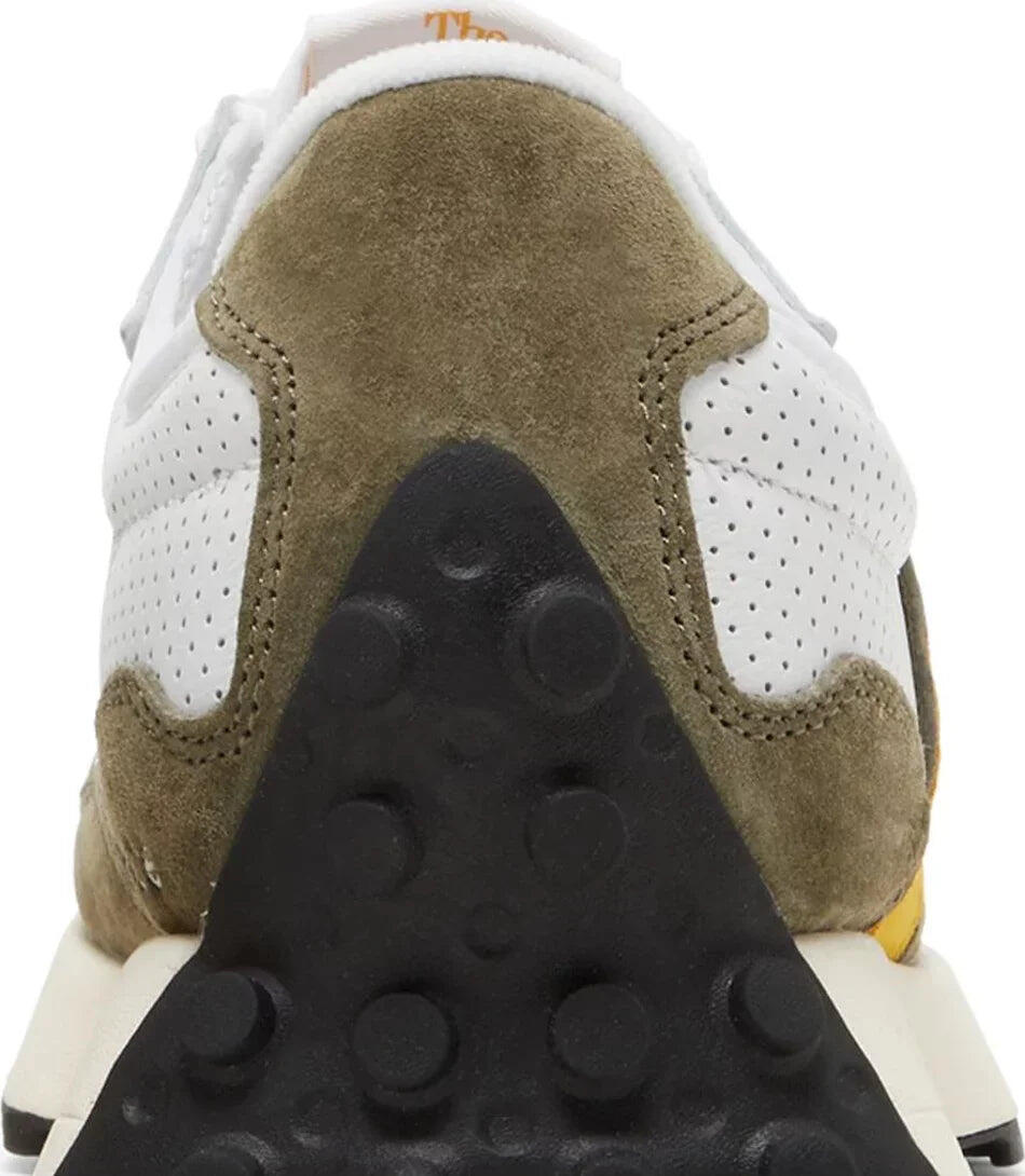 Sneakers uomo 327 6/7