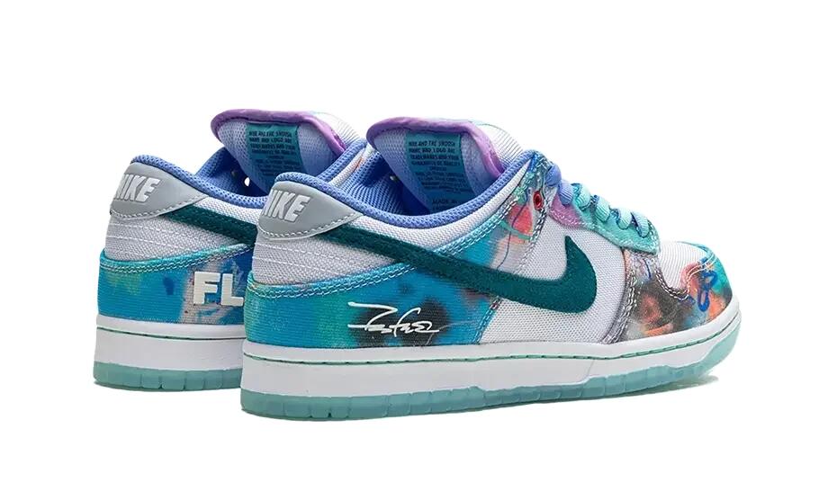 Nike SB Dunk Low Futura Laboratories Bleached Aqua 3/5
