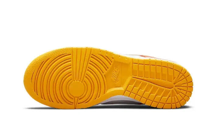 Nike Dunk Low University Gold 3/3