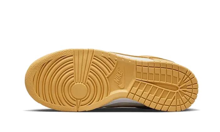 Dunk Low Celestial Gold Suede 3/3