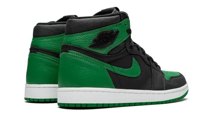 Air Jordan 1 Retro High OG Pine Green Black 3/4