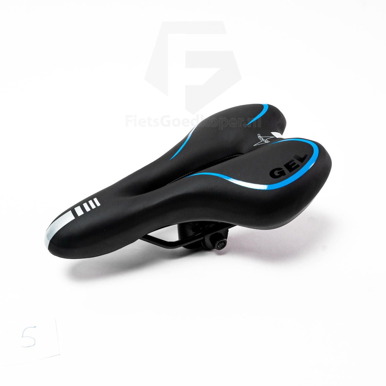 Fietszadels voor Toerfietsen van het merk VOLTANO - Unisex - Kleur ZWART - 6/7