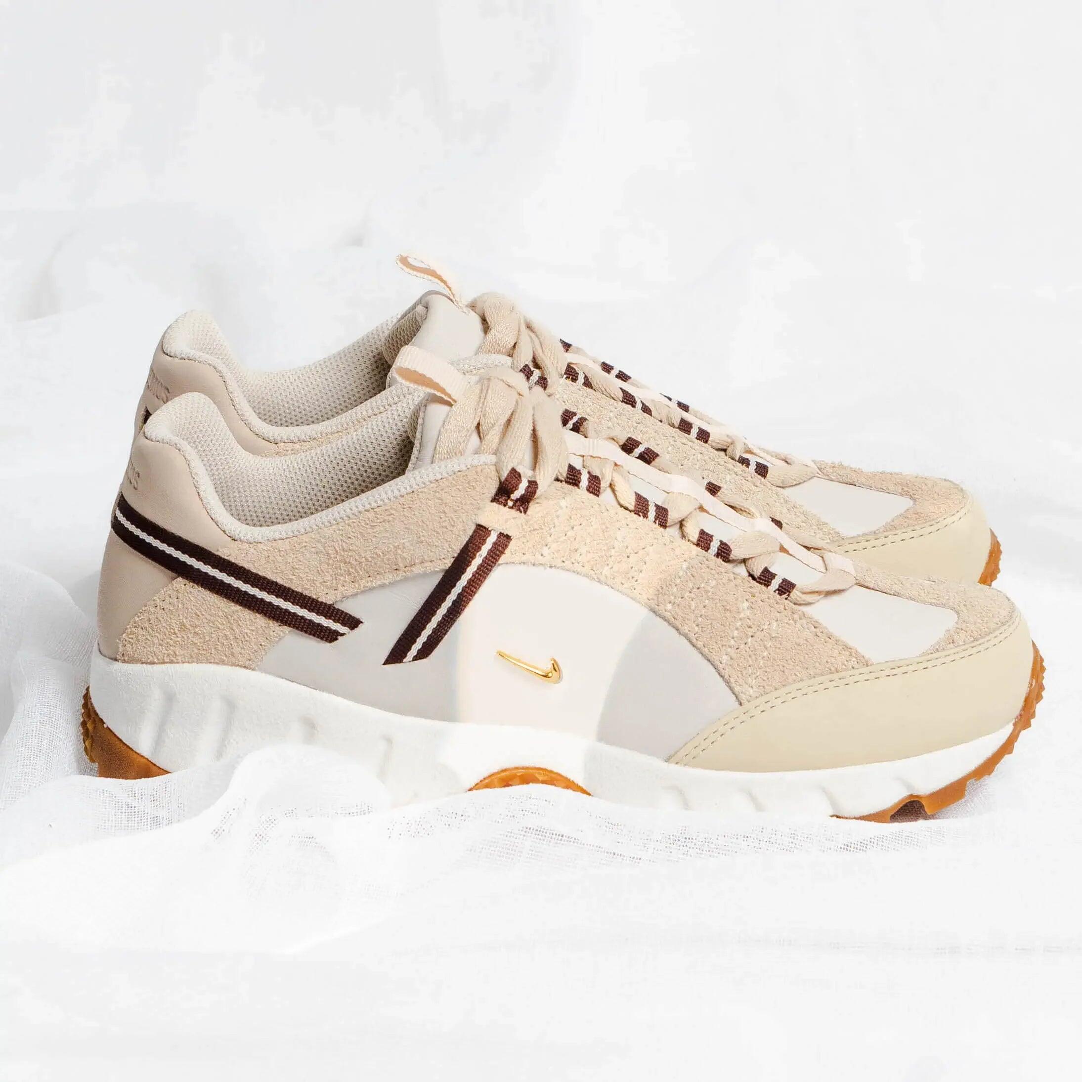 Air Humara LX Jacquemus Beige 6/6
