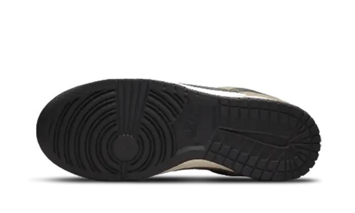 Nike Dunk Low Dark Driftwood (W) 3/4