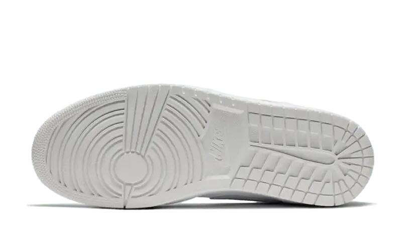 Air Jordan 1 Low Sky Grey Paris 4/4