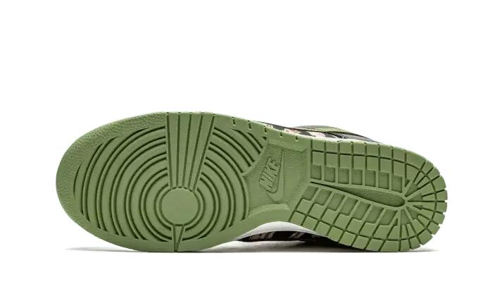 Herren - casual - schuhe - niedrige - dunk low se - schwarz/multi-camo 4/4