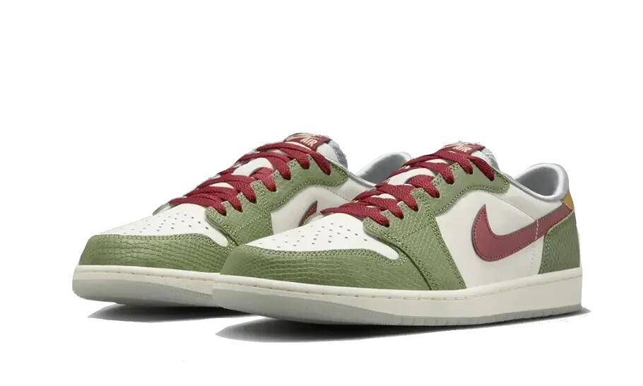Jordan 1 Retro Low OG Year of the Dragon (2024) 2/4