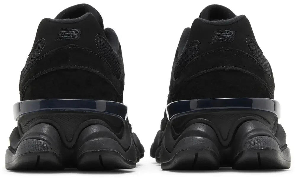 New Balance 9060 Triple Black 4/5