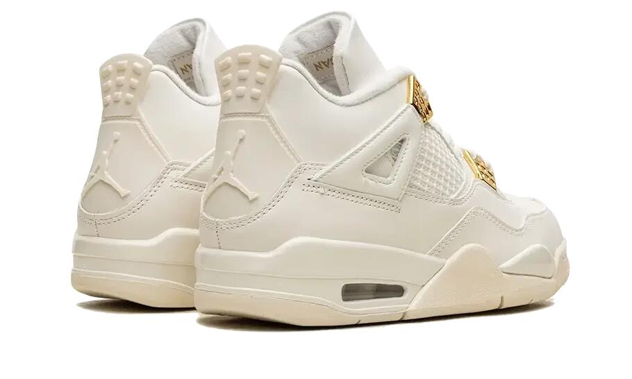 Air Jordan 4 Retro Metallic Gold 3/5