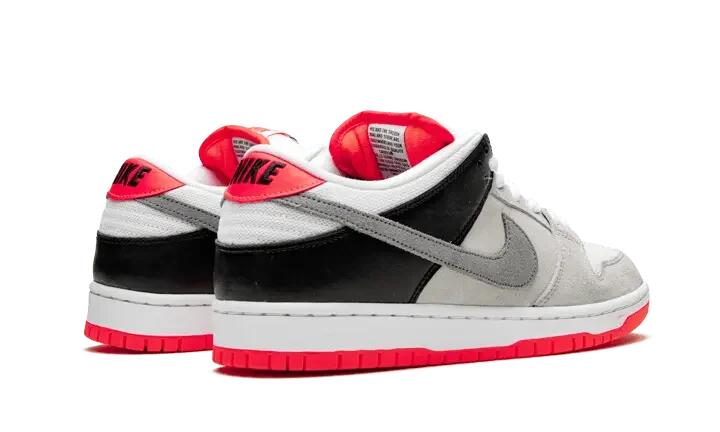 SB Dunk Low Infrared - Taille : 45.5 EU 3/4
