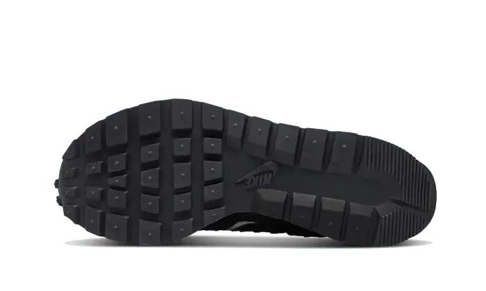 Nike Vaporwaffle sacai Jean Paul Gaultier Sesame Blue 3/3