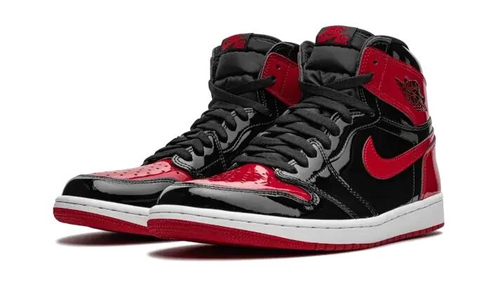 Jordan 1 Retro High OG Patent Bred 2/5