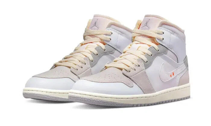 Jordan 1 Mid SE Craft Inside Out White Grey 2/4