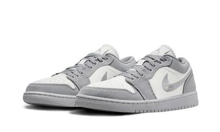 Air Jordan 1 Low SE Light Steel Grey