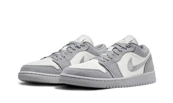 Air Jordan 1 Low SE Light Steel Grey