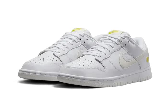 Nike Dunk Low Yellow Heart (W) 2/3