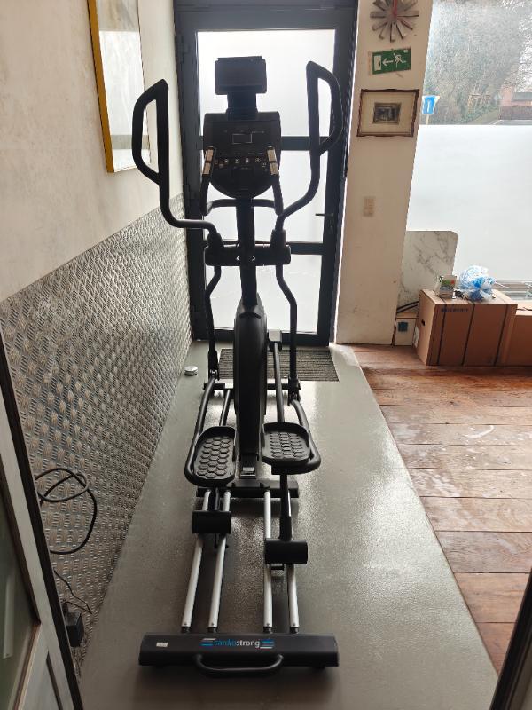 Entre Particuliers - CardioStrong FX80 elliptical cross trainer vélo el 3/7