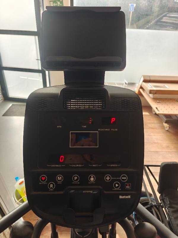 Entre Particuliers - CardioStrong FX80 elliptical cross trainer vélo el 6/7