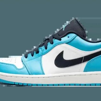 Basketball - Air Jordan 1 Low UNC - University Blue/White