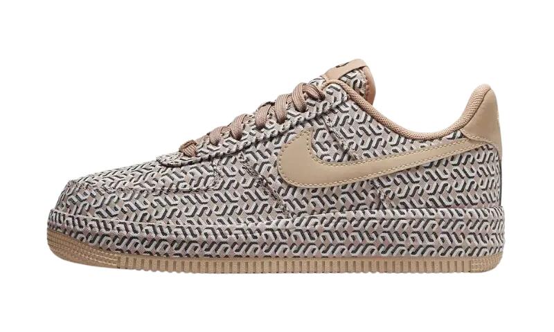 Nike Air Force 1 Low LX United in Victory (W) 1/3