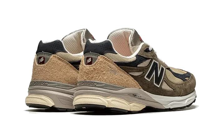New Balance 990 v3 Made In USA Green Cream 3/4