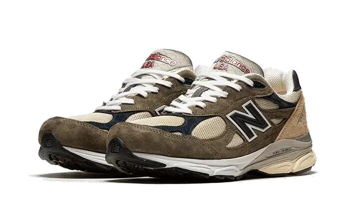New Balance 990 v3 Made In USA Green Cream 2/4