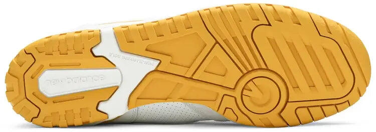 New Balance 550 Sea Salt Varsity Gold 3/5