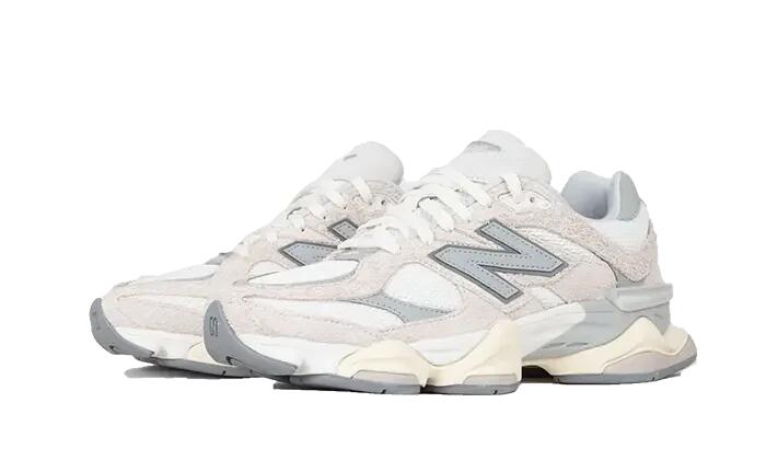 New Balance 9060 Moonbeam Sea Salt 2/3