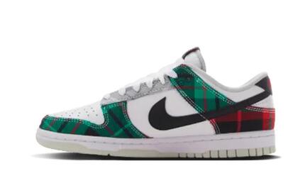 Nike Dunk Low Tartan Plaid