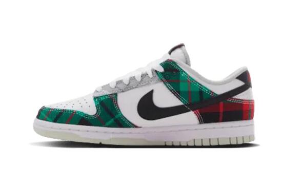 Nike Dunk Low Tartan Plaid