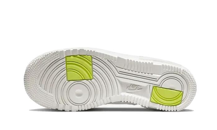 Nike Air Force 1 Low Pixel White Leopard 3/4