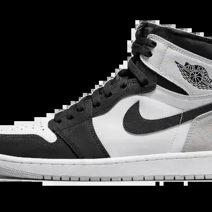 Air Jordan 1 Retro High OG Bleached Coral