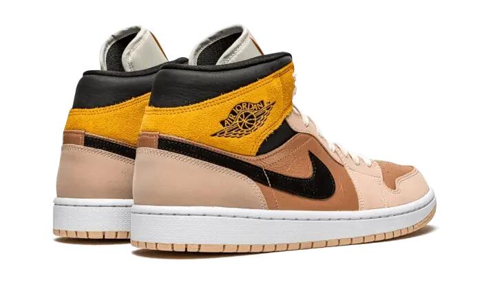 Scarpe - basket - air jordan 1 mid se - particle beige 3/4